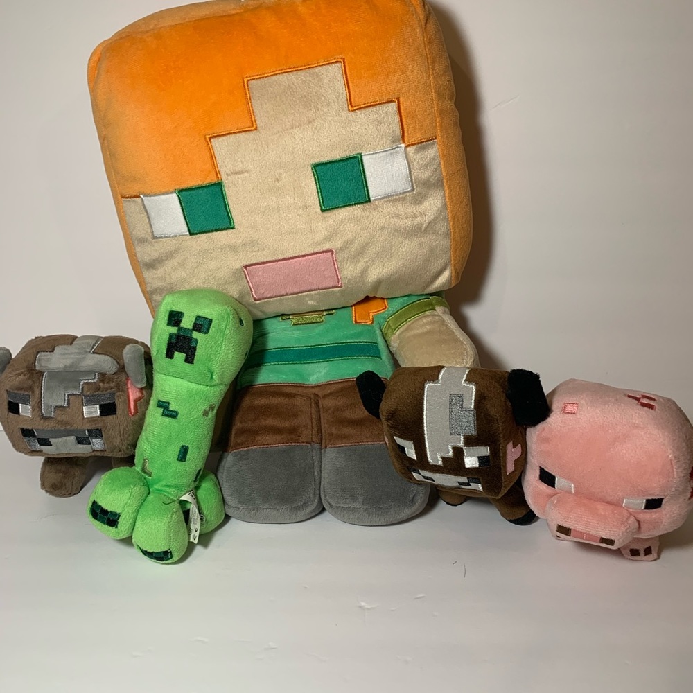 Minecraft lot of 5 plush toys creeper pig alex
